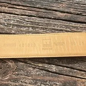 Vintage 1990\'s Redwall Moschino Italy Model 401020 Black Belt Moschino | Accessories | Vintage 99s Redwall Moschino Italy  main image 3